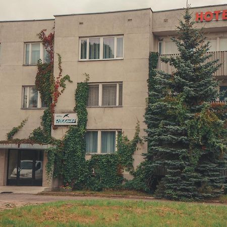 Hotell Paeaesuke Jõhvi 外观 照片