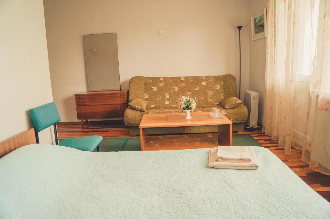 Hotell Paeaesuke Jõhvi 外观 照片