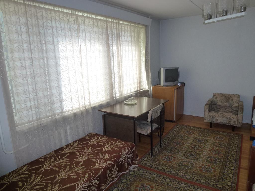 Hotell Paeaesuke Jõhvi 客房 照片